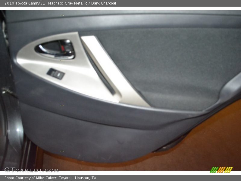 Magnetic Gray Metallic / Dark Charcoal 2010 Toyota Camry SE