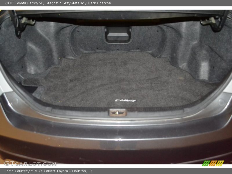 Magnetic Gray Metallic / Dark Charcoal 2010 Toyota Camry SE