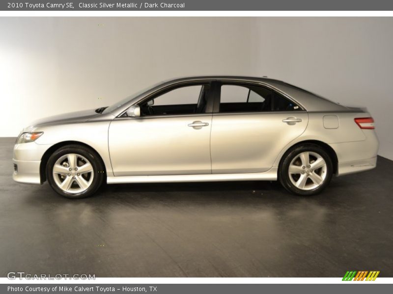 Classic Silver Metallic / Dark Charcoal 2010 Toyota Camry SE