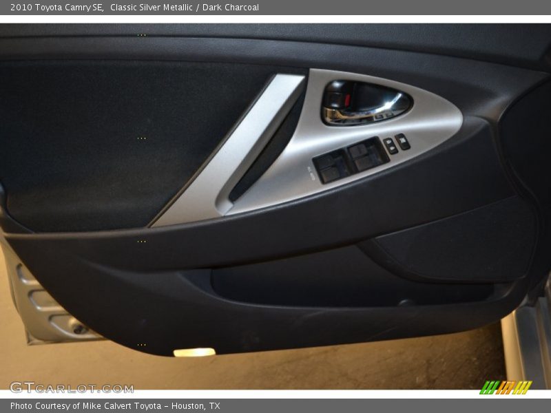 Classic Silver Metallic / Dark Charcoal 2010 Toyota Camry SE