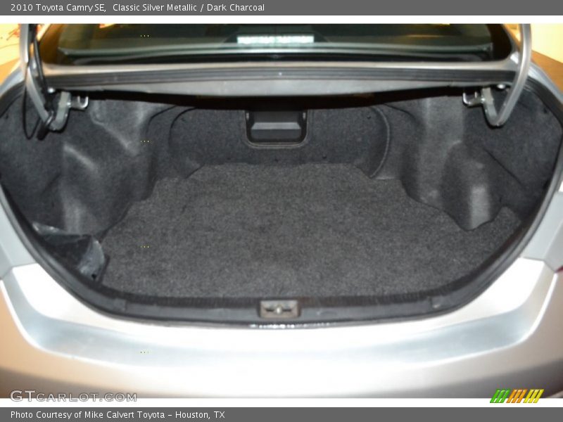 Classic Silver Metallic / Dark Charcoal 2010 Toyota Camry SE