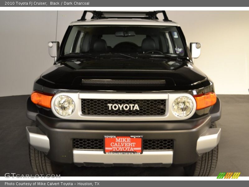 Black / Dark Charcoal 2010 Toyota FJ Cruiser