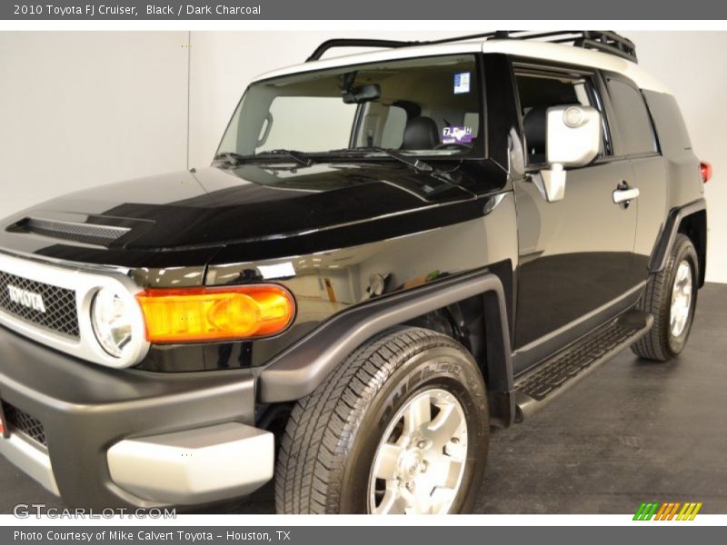 Black / Dark Charcoal 2010 Toyota FJ Cruiser