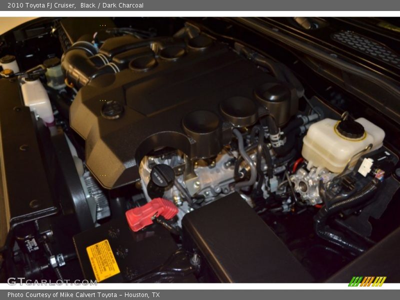 Black / Dark Charcoal 2010 Toyota FJ Cruiser