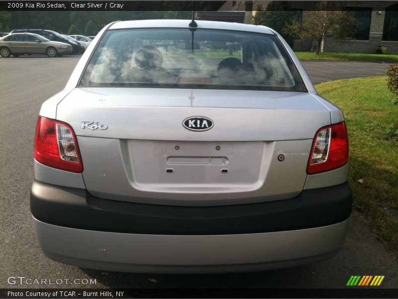 Clear Silver / Gray 2009 Kia Rio Sedan