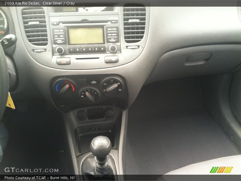 Clear Silver / Gray 2009 Kia Rio Sedan