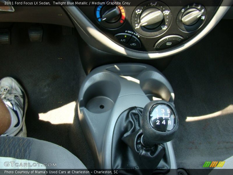  2001 Focus LX Sedan 5 Speed Manual Shifter