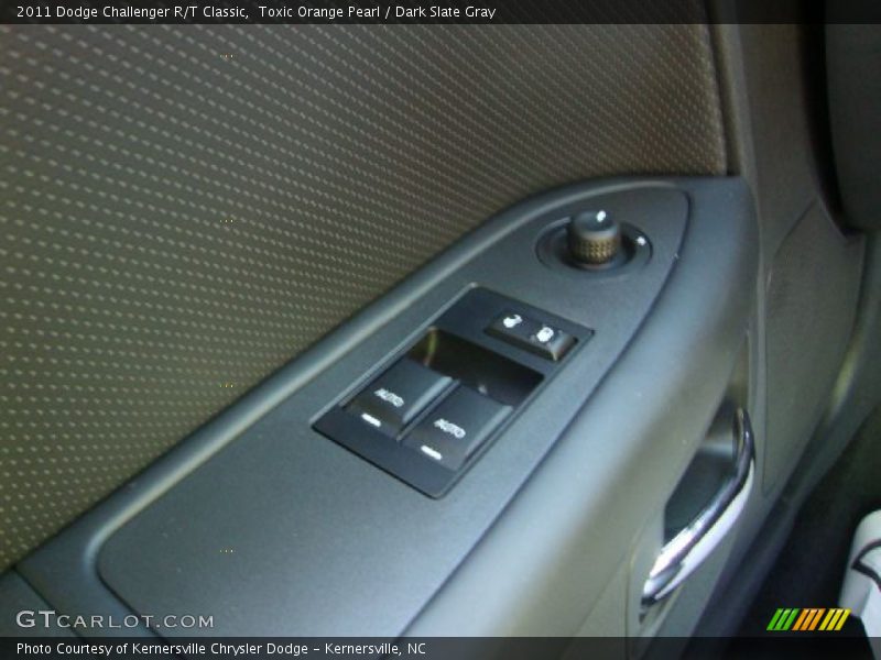 Toxic Orange Pearl / Dark Slate Gray 2011 Dodge Challenger R/T Classic