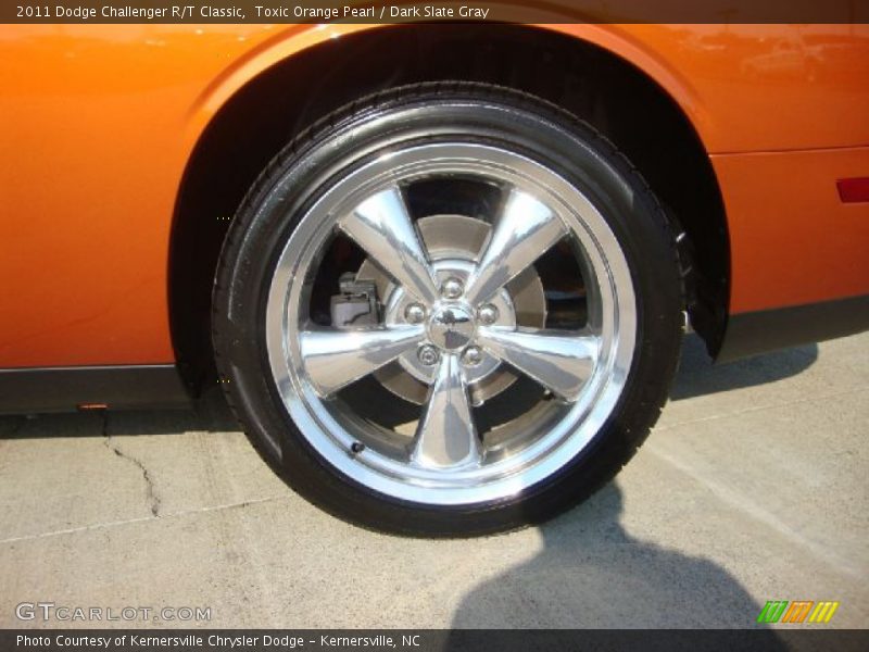 Toxic Orange Pearl / Dark Slate Gray 2011 Dodge Challenger R/T Classic
