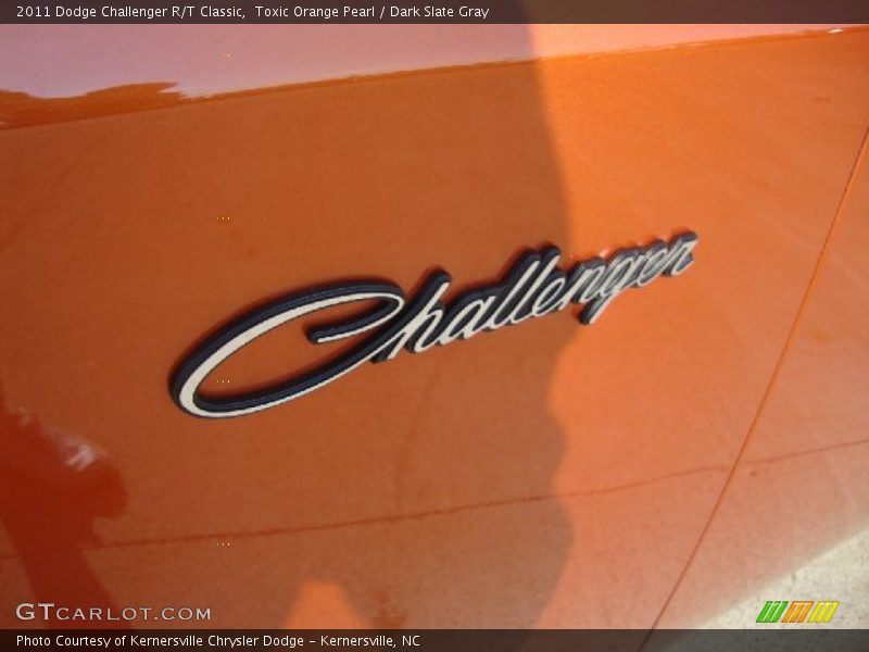 Toxic Orange Pearl / Dark Slate Gray 2011 Dodge Challenger R/T Classic