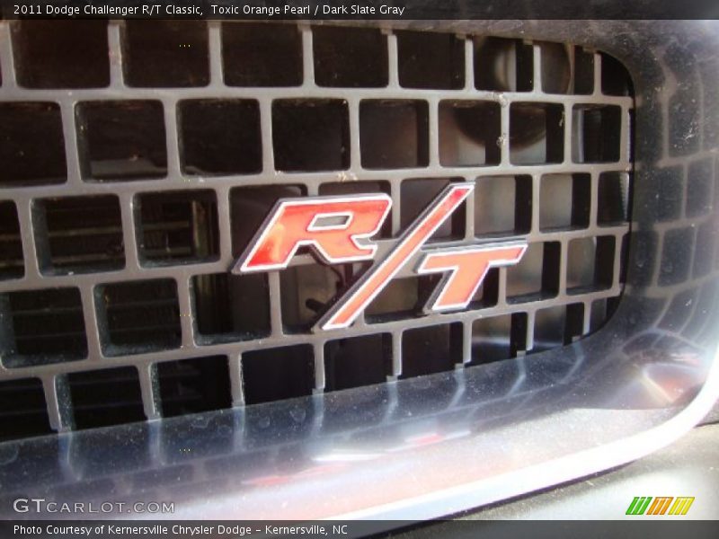 Toxic Orange Pearl / Dark Slate Gray 2011 Dodge Challenger R/T Classic