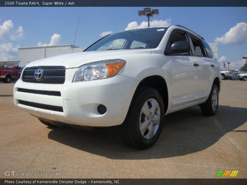 Super White / Ash 2006 Toyota RAV4