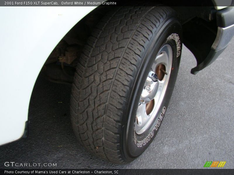 Oxford White / Medium Graphite 2001 Ford F150 XLT SuperCab