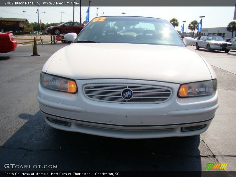 White / Medium Gray 2002 Buick Regal LS