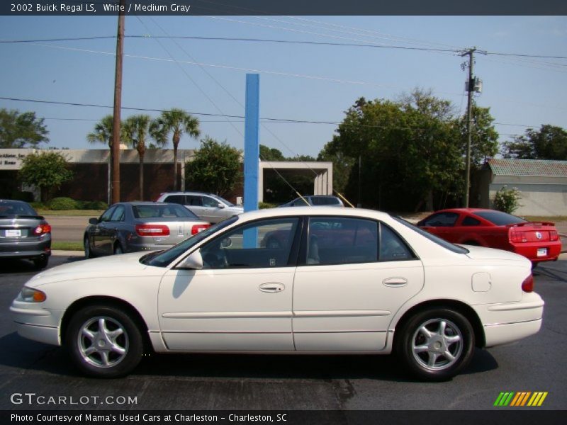 White / Medium Gray 2002 Buick Regal LS