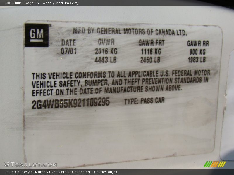 White / Medium Gray 2002 Buick Regal LS