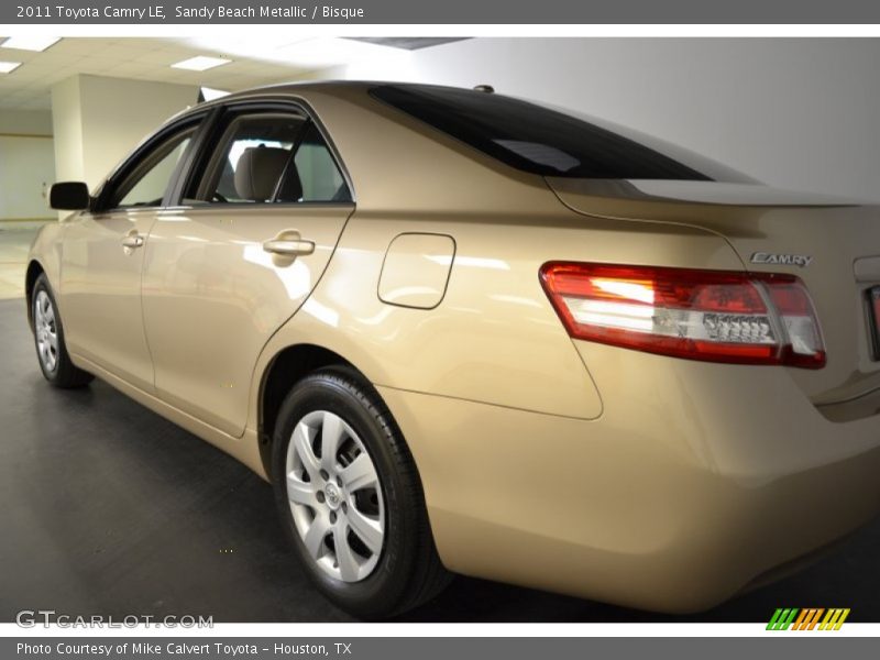 Sandy Beach Metallic / Bisque 2011 Toyota Camry LE
