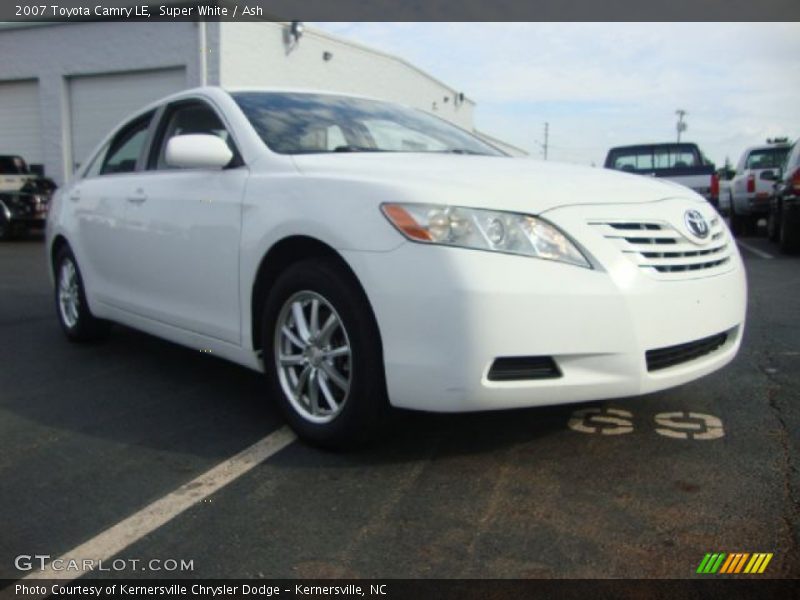 Super White / Ash 2007 Toyota Camry LE