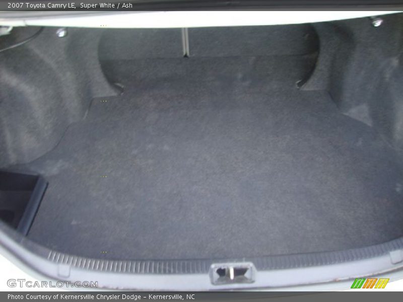 Super White / Ash 2007 Toyota Camry LE