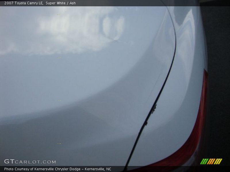 Super White / Ash 2007 Toyota Camry LE