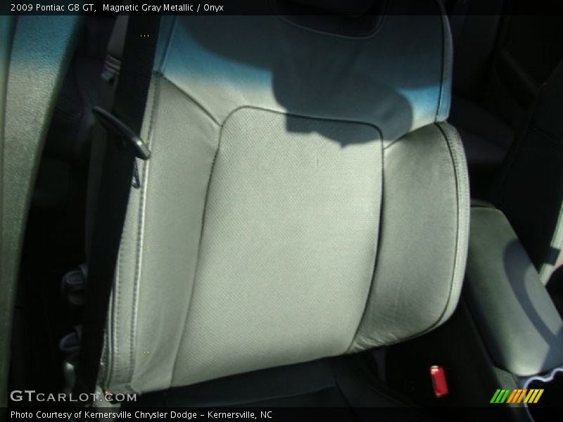 Magnetic Gray Metallic / Onyx 2009 Pontiac G8 GT