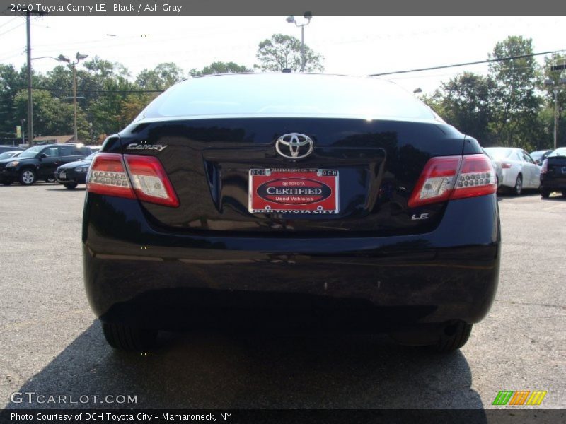 Black / Ash Gray 2010 Toyota Camry LE