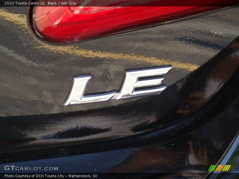 Black / Ash Gray 2010 Toyota Camry LE