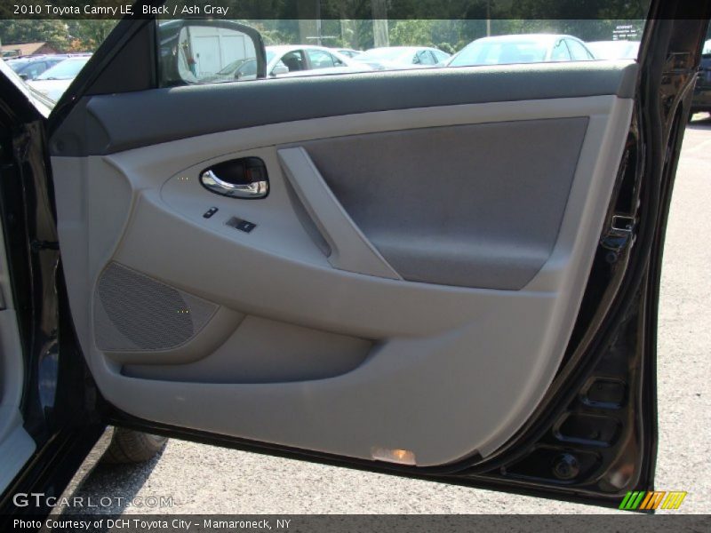 Black / Ash Gray 2010 Toyota Camry LE