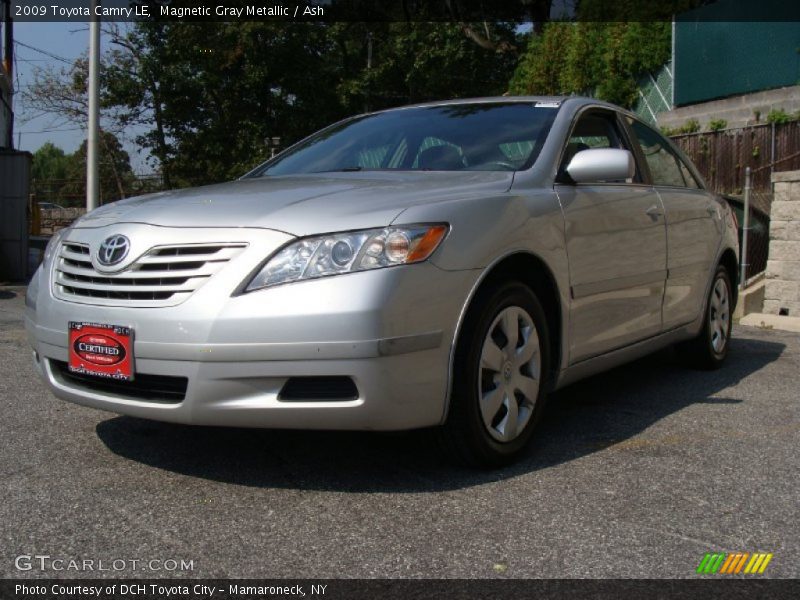 Magnetic Gray Metallic / Ash 2009 Toyota Camry LE