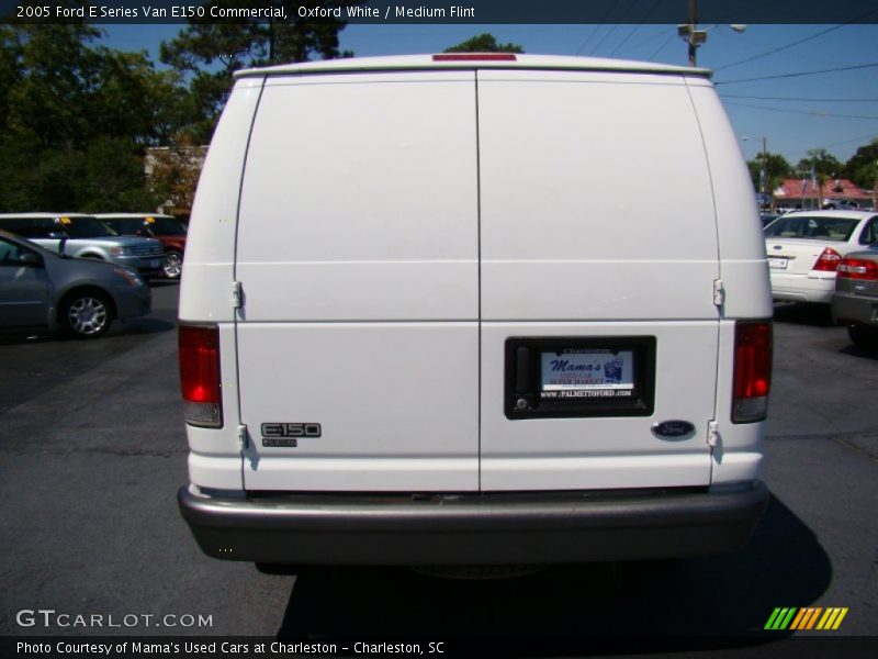 Oxford White / Medium Flint 2005 Ford E Series Van E150 Commercial