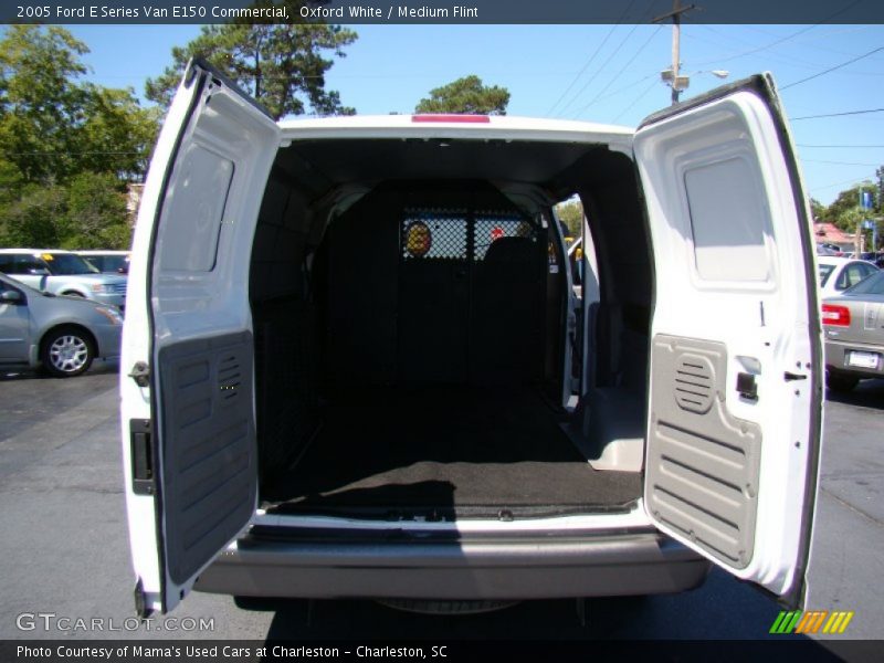 Oxford White / Medium Flint 2005 Ford E Series Van E150 Commercial