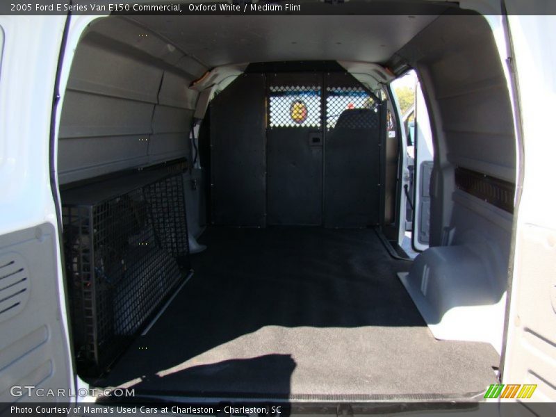 Oxford White / Medium Flint 2005 Ford E Series Van E150 Commercial