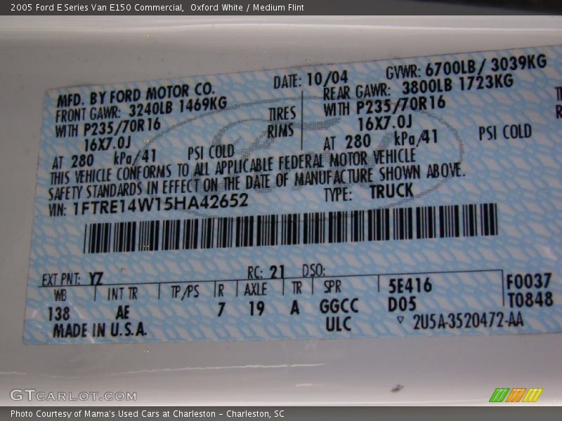 Oxford White / Medium Flint 2005 Ford E Series Van E150 Commercial