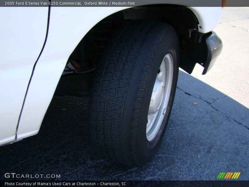 Oxford White / Medium Flint 2005 Ford E Series Van E150 Commercial