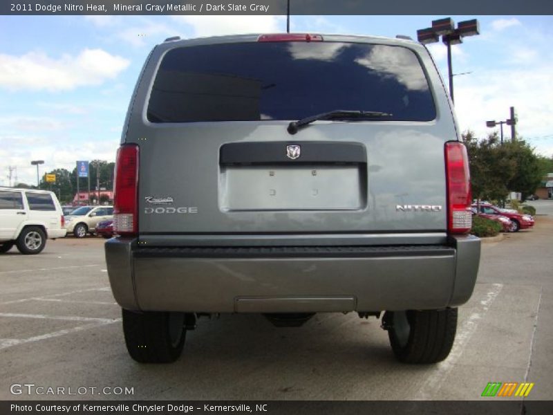 Mineral Gray Metallic / Dark Slate Gray 2011 Dodge Nitro Heat