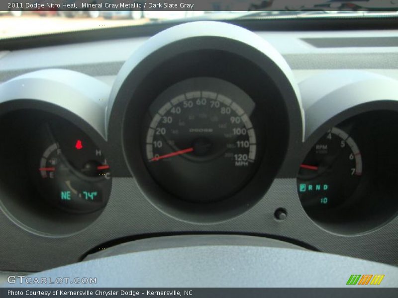 Mineral Gray Metallic / Dark Slate Gray 2011 Dodge Nitro Heat