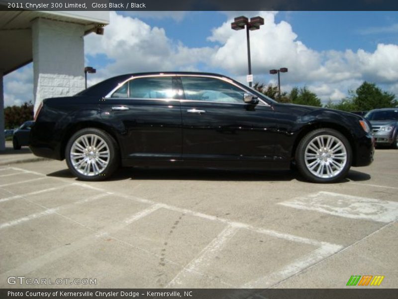 Gloss Black / Black 2011 Chrysler 300 Limited