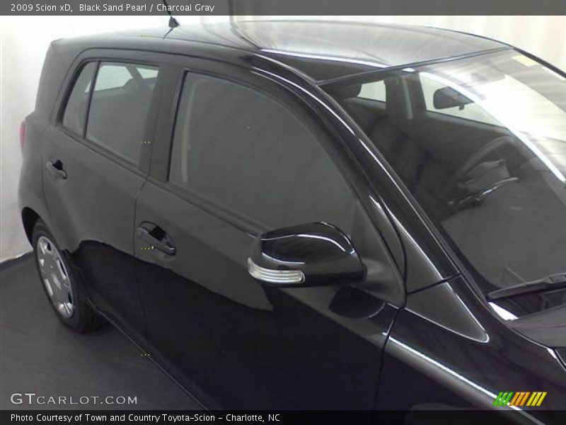 Black Sand Pearl / Charcoal Gray 2009 Scion xD