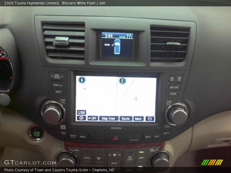 Blizzard White Pearl / Ash 2009 Toyota Highlander Limited