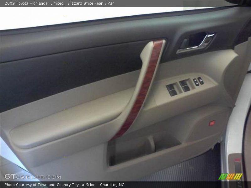 Blizzard White Pearl / Ash 2009 Toyota Highlander Limited
