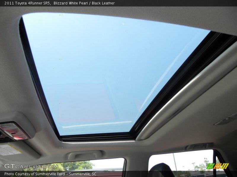 Blizzard White Pearl / Black Leather 2011 Toyota 4Runner SR5