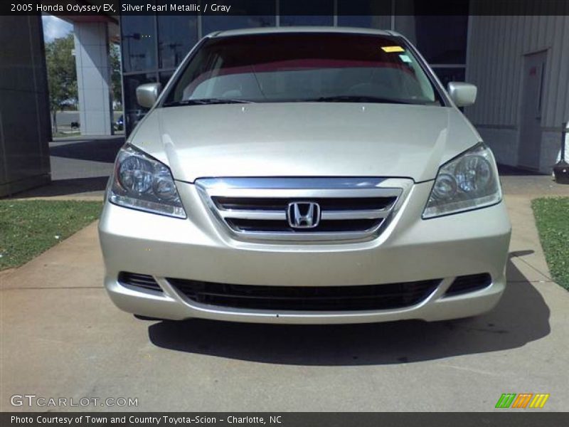 Silver Pearl Metallic / Gray 2005 Honda Odyssey EX