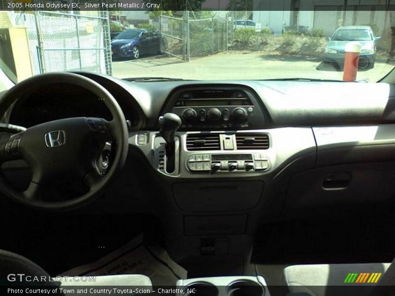 Silver Pearl Metallic / Gray 2005 Honda Odyssey EX