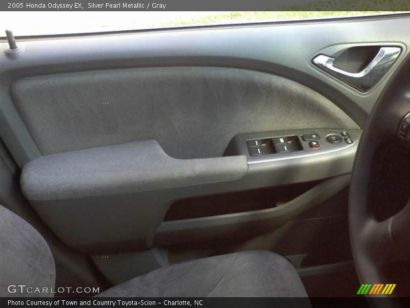 Silver Pearl Metallic / Gray 2005 Honda Odyssey EX