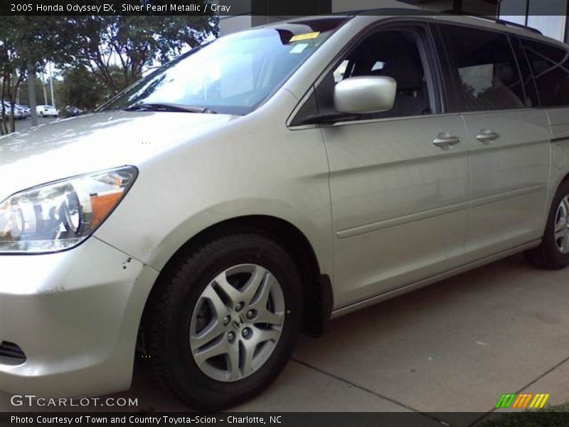 Silver Pearl Metallic / Gray 2005 Honda Odyssey EX