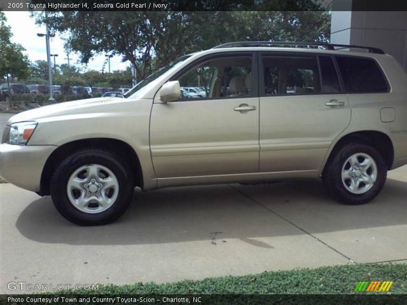 Sonora Gold Pearl / Ivory 2005 Toyota Highlander I4