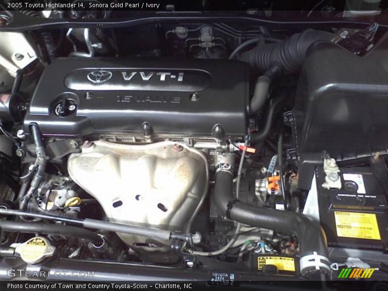 Sonora Gold Pearl / Ivory 2005 Toyota Highlander I4