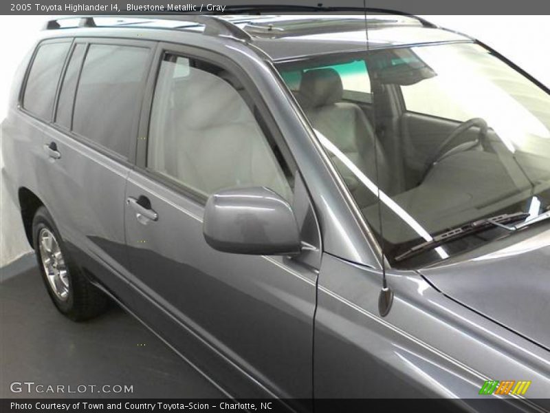 Bluestone Metallic / Gray 2005 Toyota Highlander I4