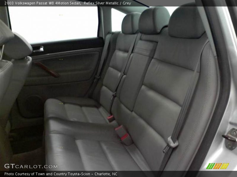 Reflex Silver Metallic / Grey 2003 Volkswagen Passat W8 4Motion Sedan