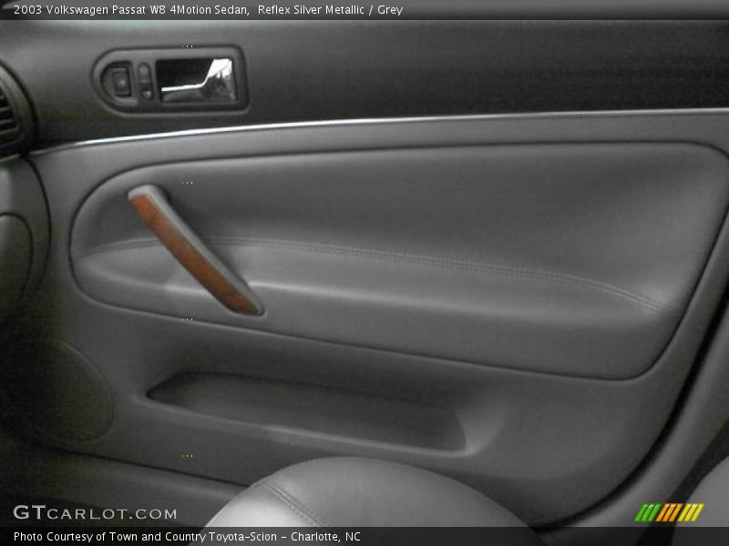 Door Panel of 2003 Passat W8 4Motion Sedan